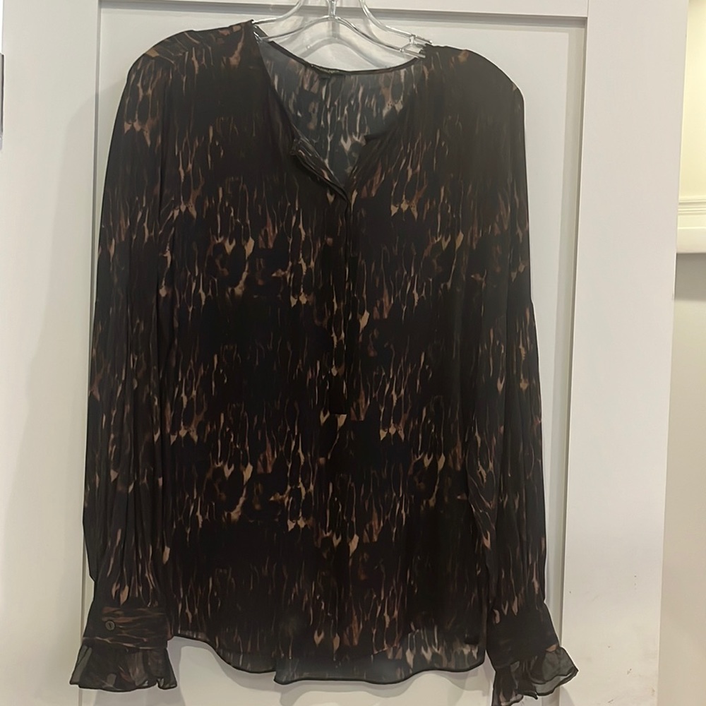 Elegant tunic blouse